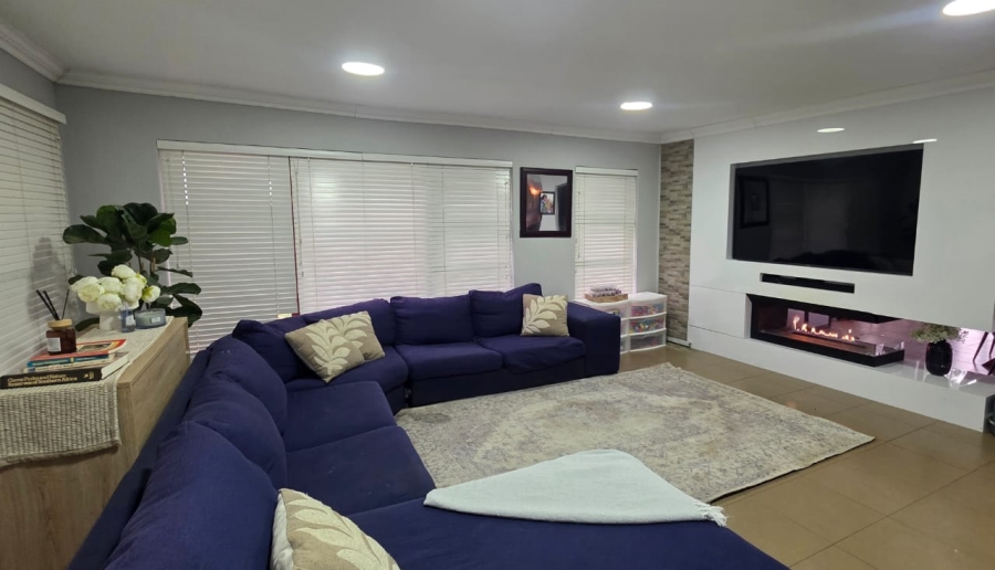 4 Bedroom Property for Sale in Roodewal Free State